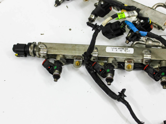 Vstřikovač JT4E9H487AE, JT4E9D280BB Ford F150 pro benzínový motor 2.7