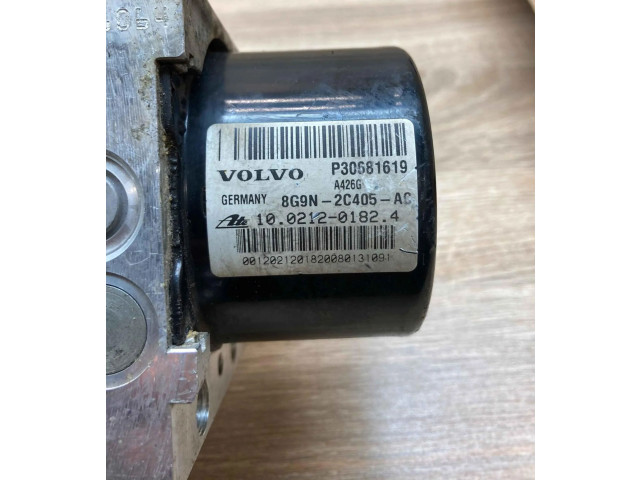Блок АБС 30681619, P30681619   Volvo  V70  2000 - 2004 года