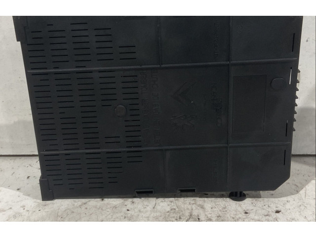 Блок предохранителей 28116487-2, 28116487-2   Peugeot 5008    