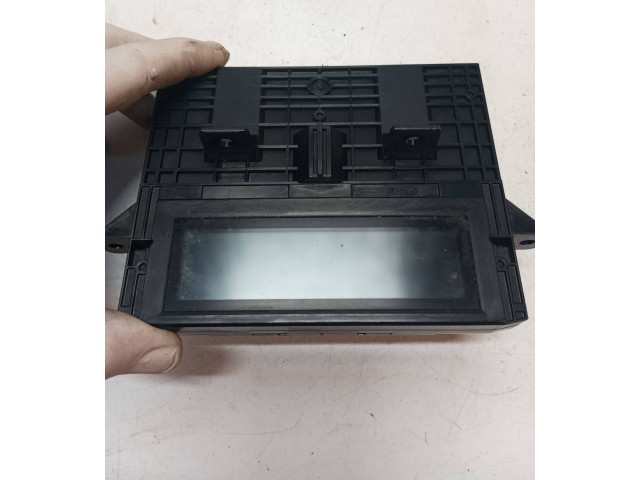 Дисплей    30772584   Volvo XC60