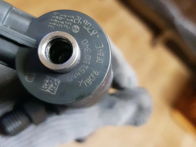 Форсунка 0445110340    Citroen C4 II Picasso для дизельного двигателя  1.6