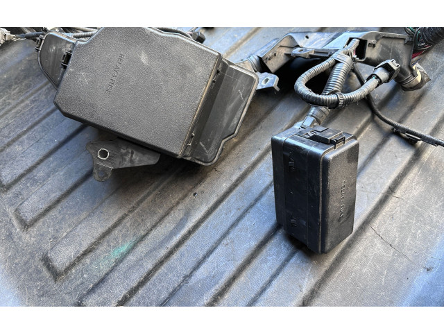 Ящик предохранителей (комплект) 8264448020, 63586093 Lexus RX 450H