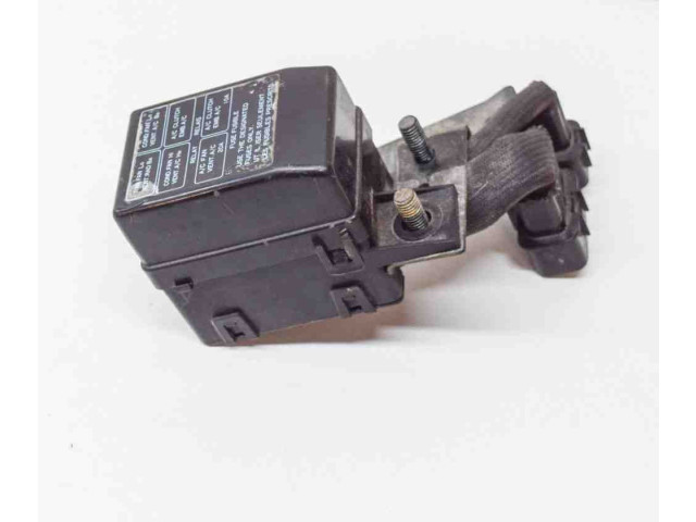   Pojistková skříňka    Dodge Stealth 1991