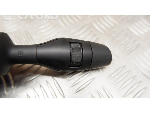 Ручка поворотов/ фонарей