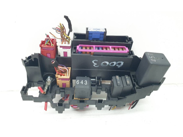 Блок предохранителей 8K1937503 Audi Q5 SQ5