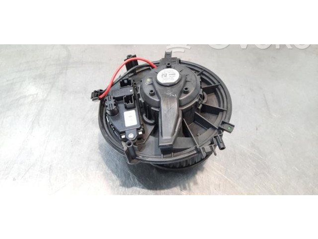 Вентилятор печки    5Q1819021E   Audi A3 S3 8V