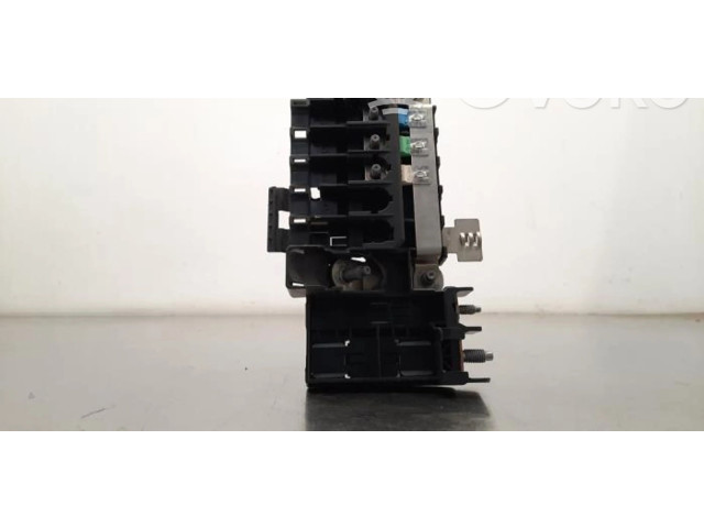 Pojistková skříňka A2465401350 Mercedes-Benz GLA W156 2015