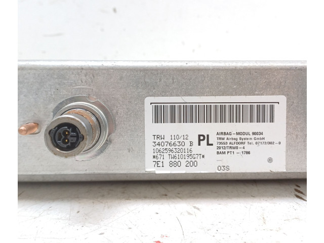 Подушка безопасности пассажира 7E1880200   Volkswagen Transporter - Caravelle T5