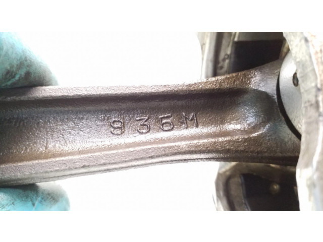 Píst 935M, 42050 Toyota Supra A70 pro benzínový motor 3.0 7m-gte