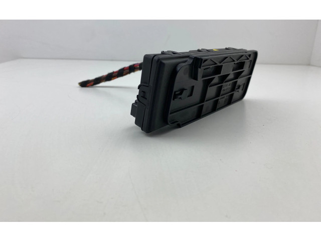 Блок управления крышки багажника  5Q0959107G, A2C73762912   Volkswagen Passat Alltrack 