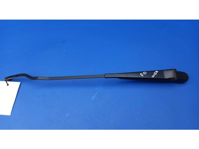 Ножка стеклоочистителей лобового стекла