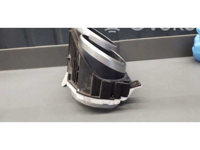 Спидометр (приборный щиток) 8LBS3PA Mazda 3 I