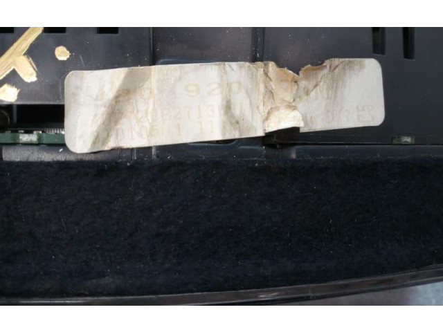 Панель приборов 4B0920930   Audi A6 S6 C6 4F       