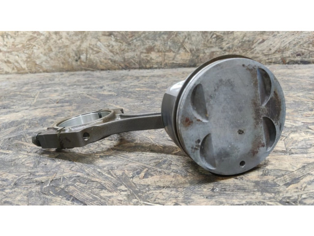 Píst 94L22 Cadillac SRX pro benzínový motor 3.6