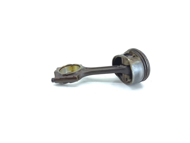 Поршень с шатуном B6294T Volvo XC90