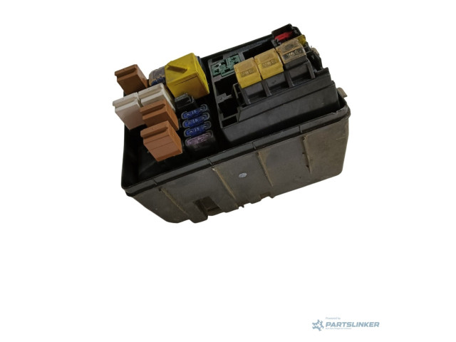 Pojistková skříňka Ford Mondeo MK 1993