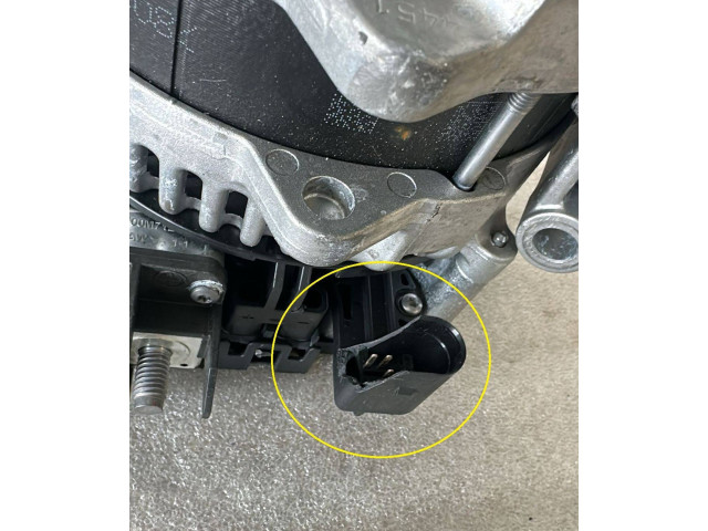 Генератор 06M903030A Audi e-tron