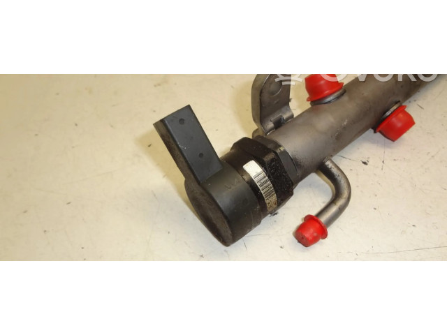 Топливная рампа Jeep Grand Cherokee (WK) 3.0 для двигателя EXL