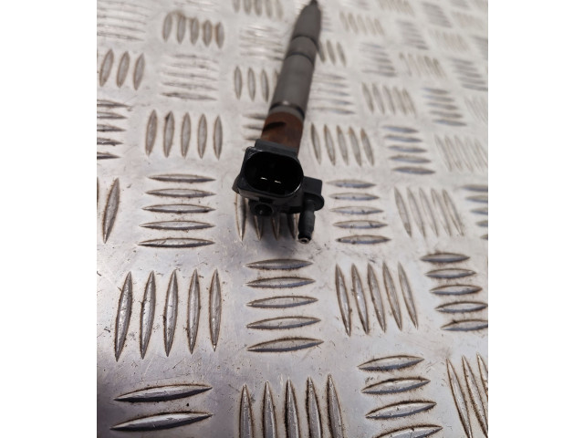 Vstřikovač 059130277ED Audi Q7 4M CVZA