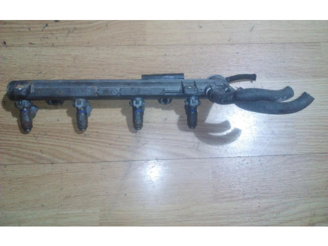 Топливная рампа 036133319, 0360317   Volkswagen Golf IV  