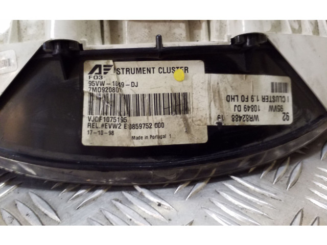 Панель приборов 95VW10849DJ, 7M0920801C Ford Galaxy