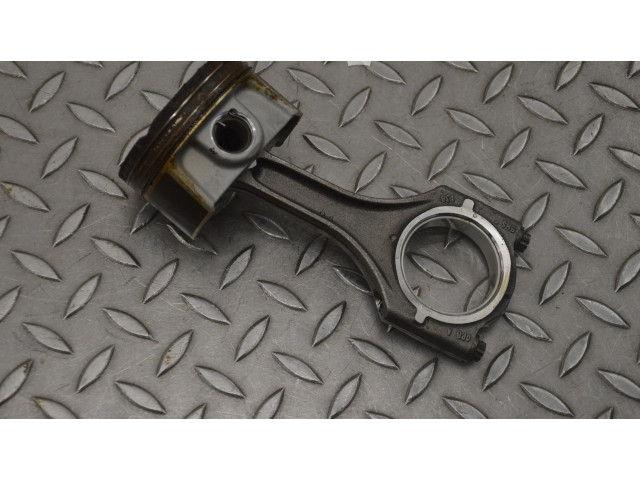 Píst 400A4815 Porsche 911 991 MDC.HA