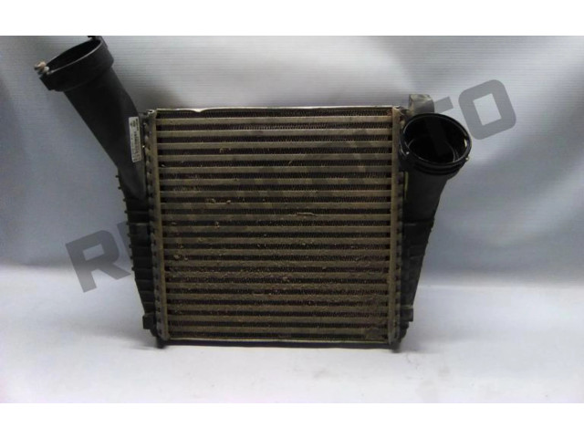 Интеркулер 7L6145803D Porsche Cayenne (9PA)