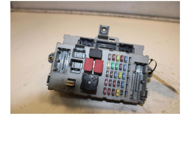 Блок предохранителей 51769367   Fiat Doblo