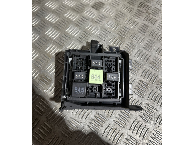   Pojistková skříňka 7P0937149   Volkswagen Touareg II 2012