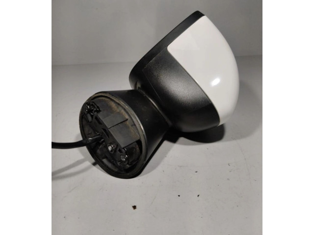 Зеркало электрическое Opel Meriva B 2010 - 2016 года