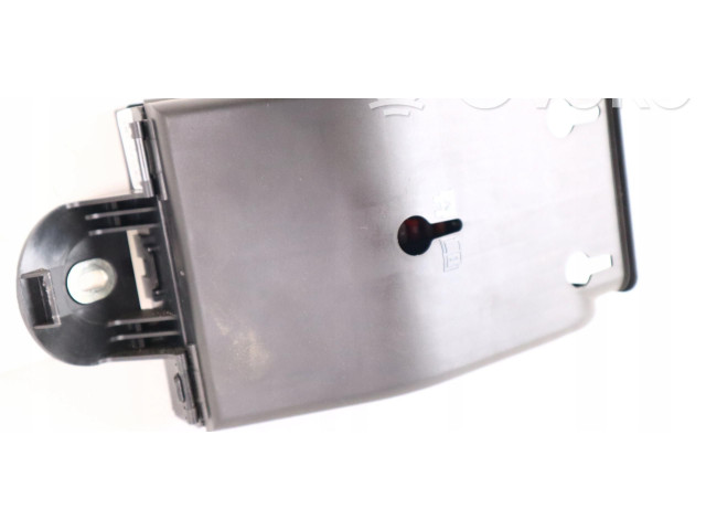 Блок предохранителей 32209198 Volvo XC90