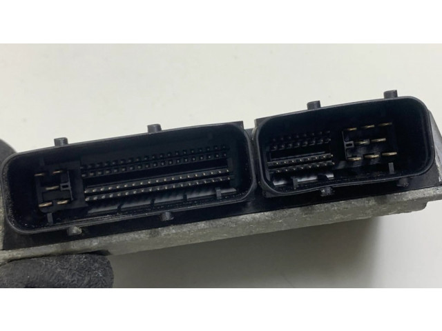 Блок управления двигателя 06A906033DS   Audi A3 S3 8P