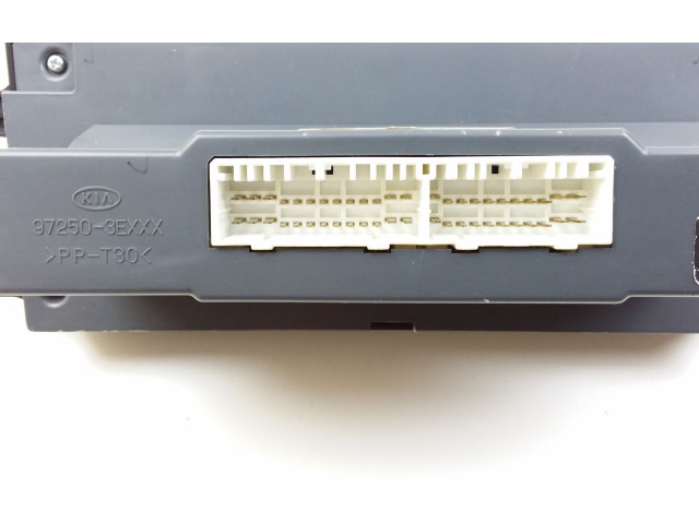 Блок управления климат-контролем 972503E770, 972503E7709W KIA Sorento