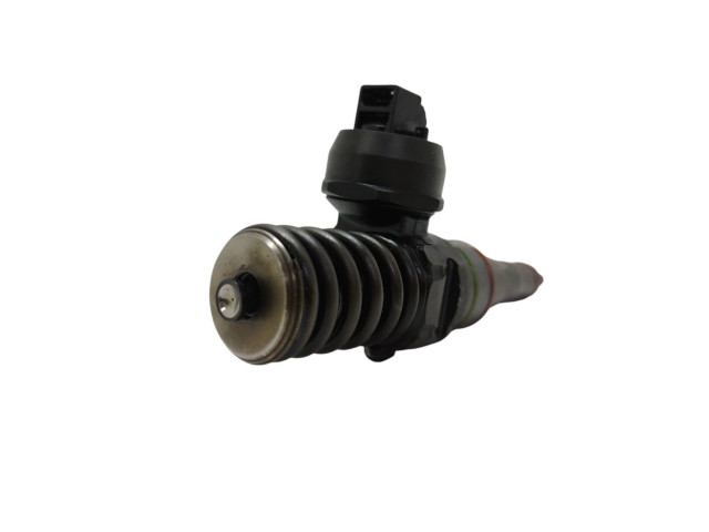 Форсунка 0414720035    Volkswagen Bora  Auy 