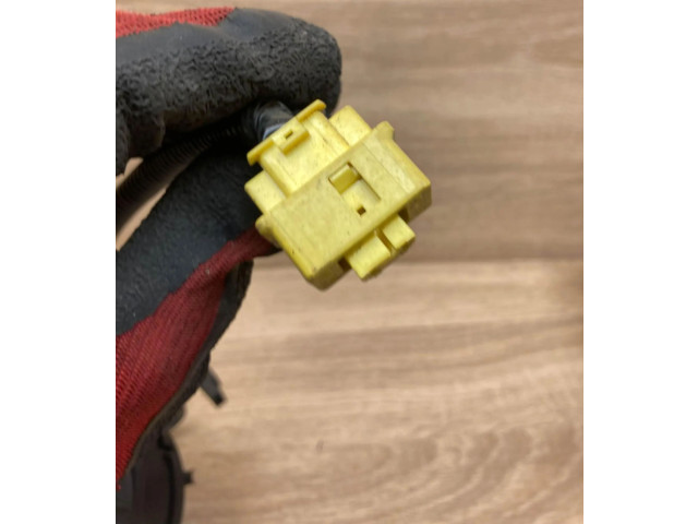 Подрулевой шлейф SRS FZJ200J821F   Rover 600