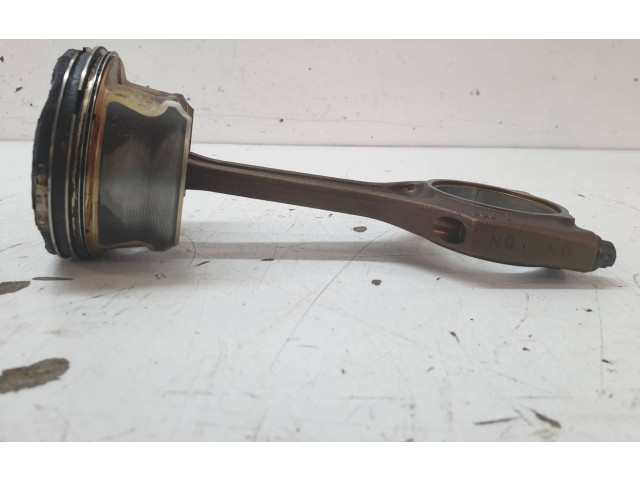 Шатун N46B18A 11247589535    BMW 3 E46  