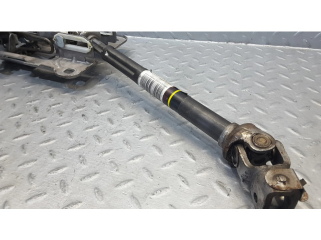 Крестовидная связь оси рулевого колеса