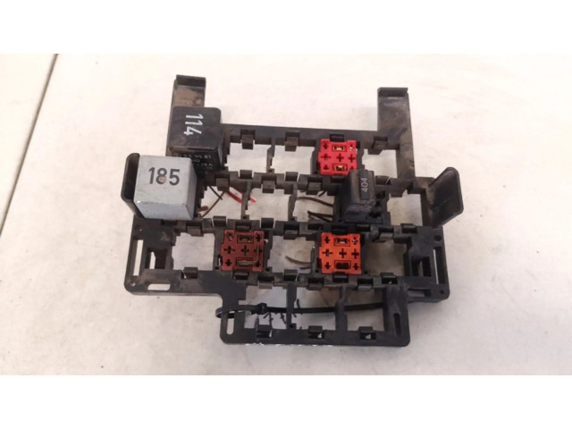 Блок предохранителей 14447 Ford Galaxy