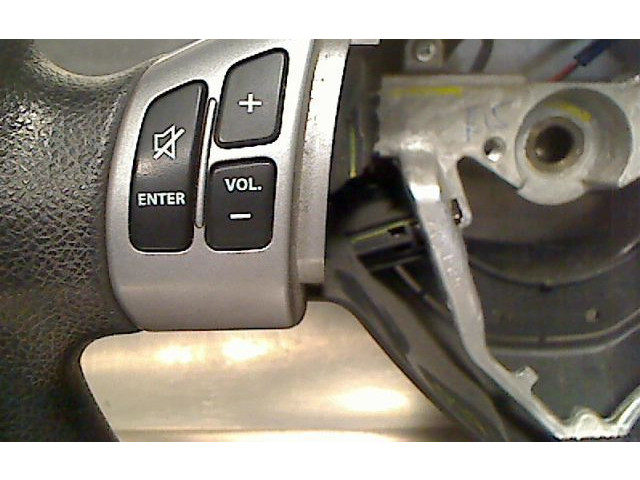 Volant Suzuki Swift III 2006 4811062J21BWL