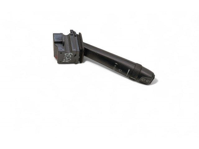 Ручка стеклоочистителей 30768100   Volvo V70