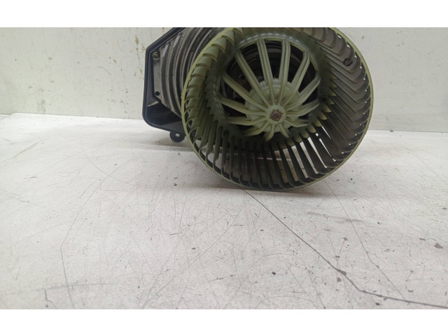 Вентилятор печки 8D1820021, 740221233F Skoda Superb B5 (3U)