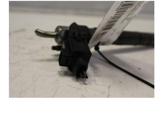 Форсунка 0445116030    Volkswagen PASSAT B6  CBA 