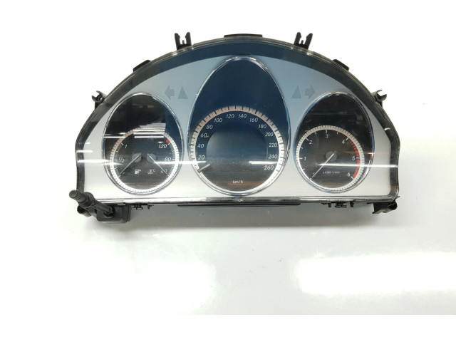 Přístrojová deska Mercedes-Benz GLK (X204) 2010 A2049002105, A2049002105