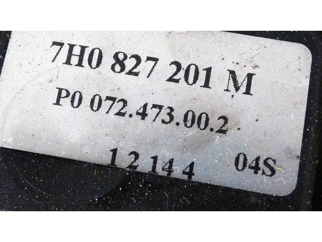 Zámek zadních dveří 7H0827201M Volkswagen Transporter - Caravelle T5 2004