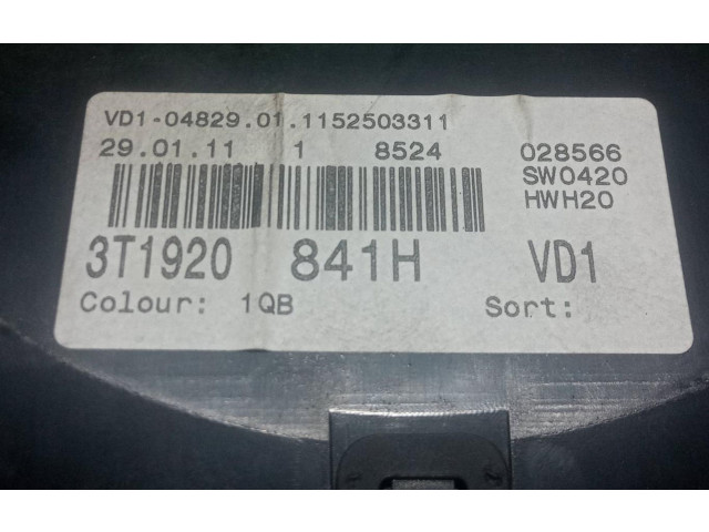 Панель приборов 3T1920841H Skoda Superb B6 (3T)