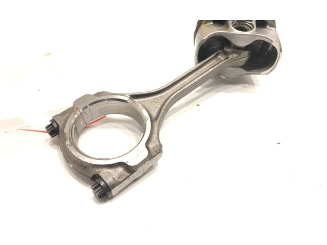 Píst FM15A Toyota Yaris