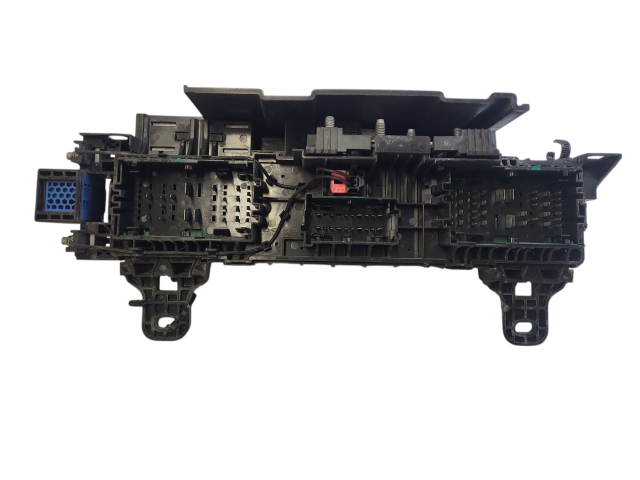 Pojistková skříňka 103440600C Tela Model S 2015