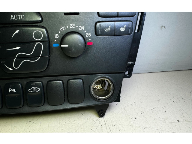 Блок управления климат-контролем 8697140, 04W24E Volvo V70