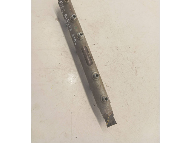 Топливная рампа 1077800261, WE0113GC0 Ford Ranger
