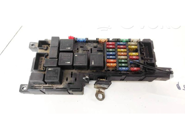 Блок предохранителей  518827019, 8678449   Volvo XC90    